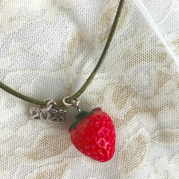 Women's/Girls Cute Strawberry Fruit Resin 2023 Charm Pendant with Cord Necklace - Picture 6 of 6